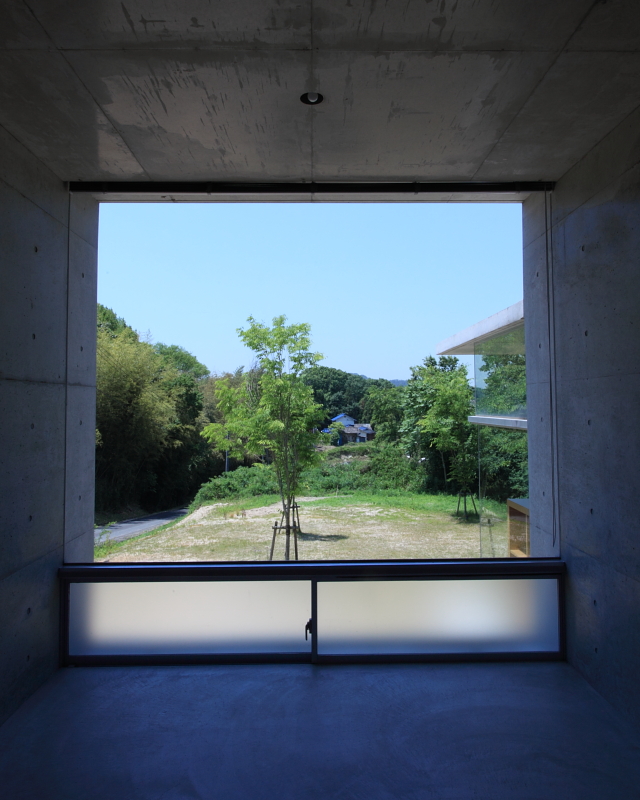 井原の家 窓